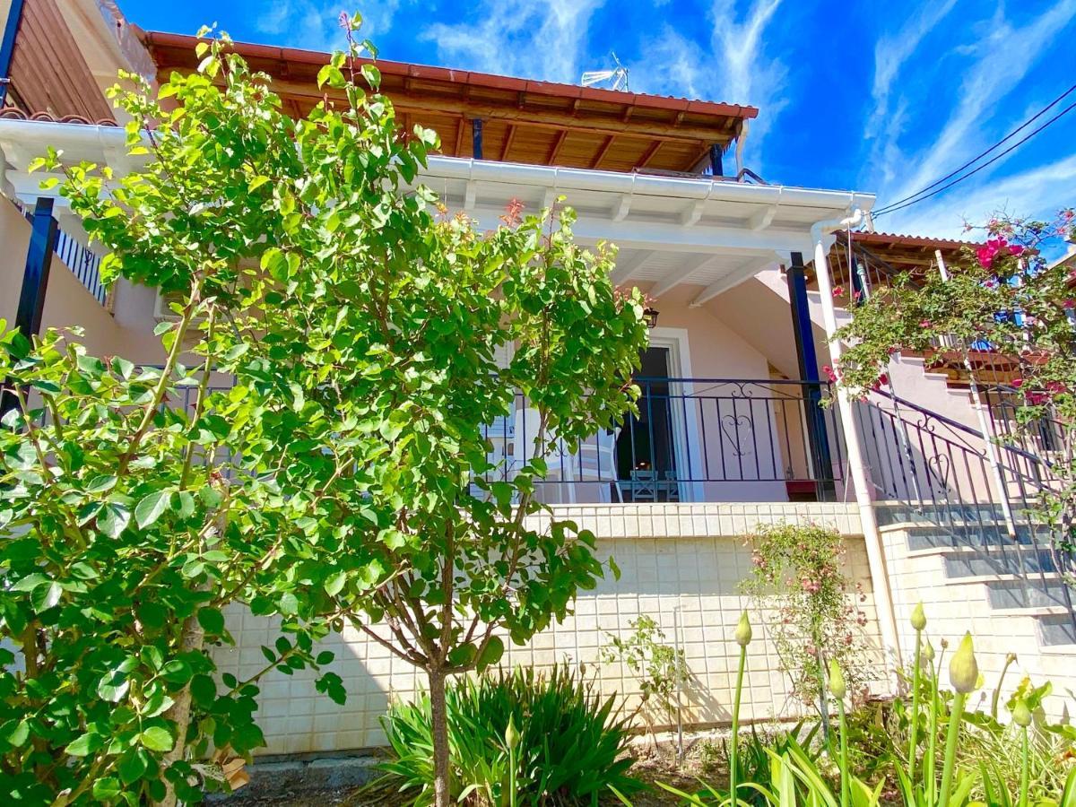 Nissaki Apartments And Vasilis House Nisaki  Exterior photo